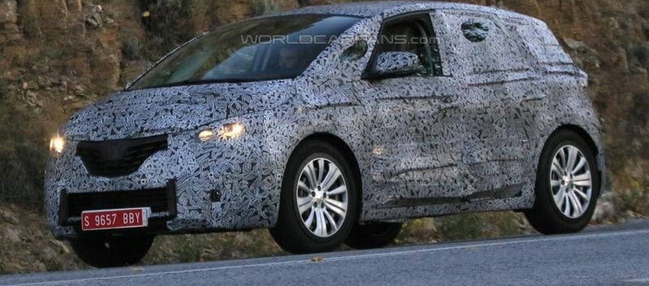 Renault Scenic станет кроссовером Renault Scenic станет кроссовером