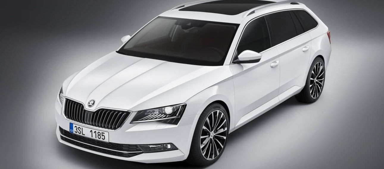 Lada Xray начнет продаваться в День всех влюбленных Lada Xray начнет продаваться в День всех влюбленных