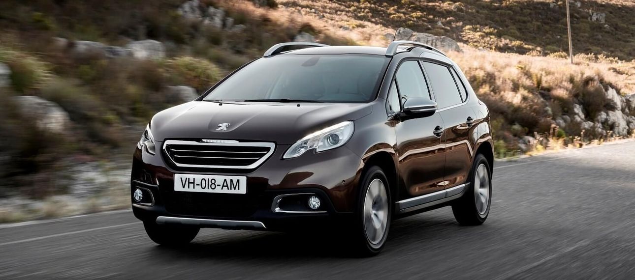Мини-кроссовер Peugeot 2008 готовится к обновлению Мини-кроссовер Peugeot 2008 готовится к обновлению