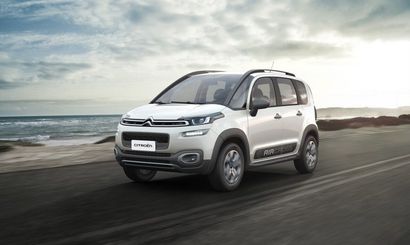 Mazda полностью рассекретила новый CX-9 Mazda полностью рассекретила новый CX-9