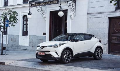 Россиянам предложат новый кроссовер Toyota CH-R Россиянам предложат новый кроссовер Toyota CH-R