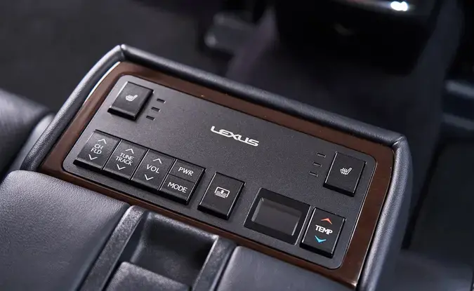 Lexus ES