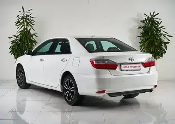 Toyota Camry Вид 4