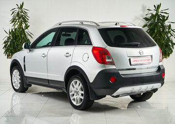 Opel Antara Вид 4