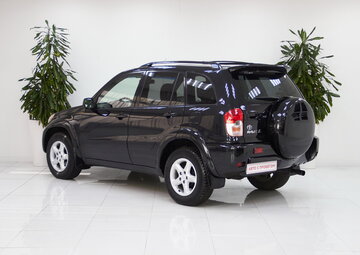 Toyota RAV4 Вид 5