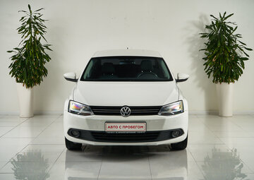 Volkswagen Jetta Вид 2