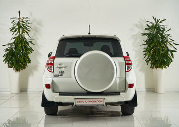 Toyota RAV4 Вид 5