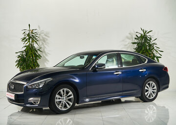 Infiniti Q70 Вид 1