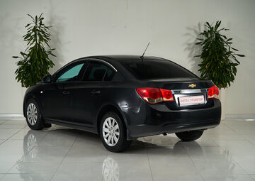 Chevrolet Cruze Вид 4