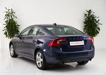 Volvo S60 Вид 4