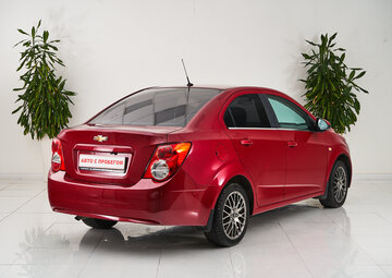 Chevrolet Aveo Вид 5