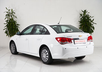 Chevrolet Cruze Вид 4
