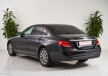 Mercedes benz E-Класс Вид 4