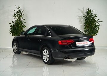 Audi A4 Вид 4