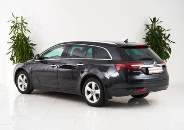 Opel Insignia Вид 4