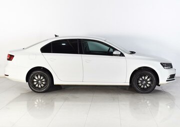 Volkswagen Jetta Вид 5