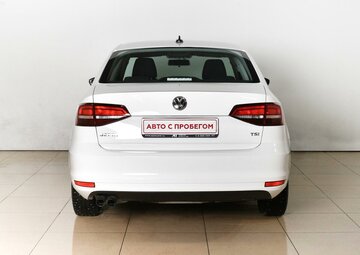 Volkswagen Jetta Вид 4