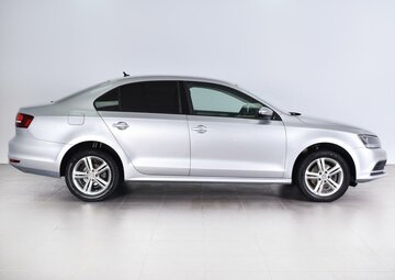 Volkswagen Jetta Вид 5