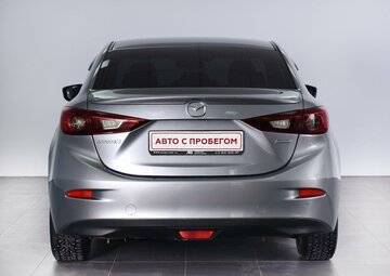 Mazda 3 Вид 4