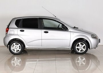 Chevrolet Aveo Вид 5