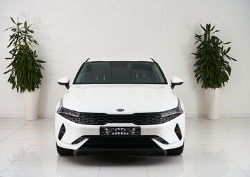 Kia K5 Вид 2