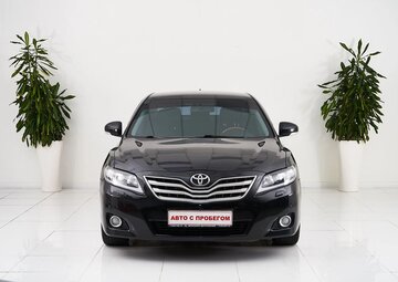 Toyota Camry Вид 2