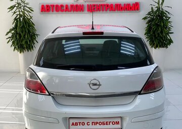 Opel Astra Вид 4