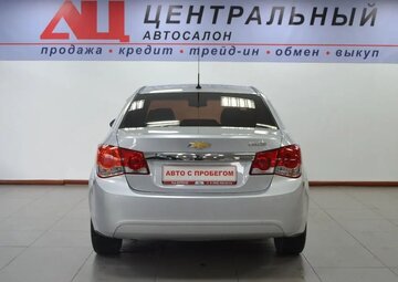 Chevrolet Cruze Вид 4