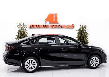 Kia Optima Вид 4