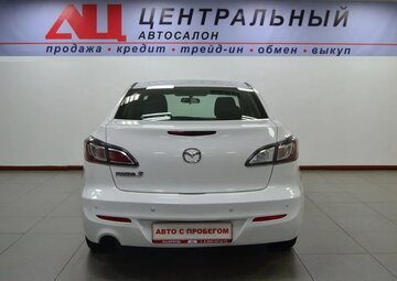 Mazda 3 Вид 4