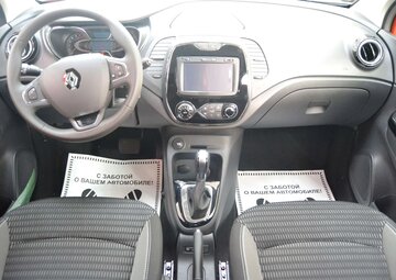 Renault Captur Вид 4