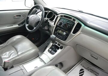 Toyota Highlander Вид 5