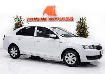 Skoda Rapid Вид 2